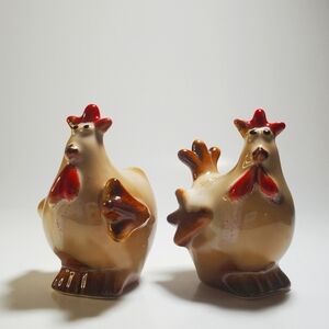 SALT AND PEPPER SHAKERS Roosters | Chickens Ceramic Light Tan, Red EUC